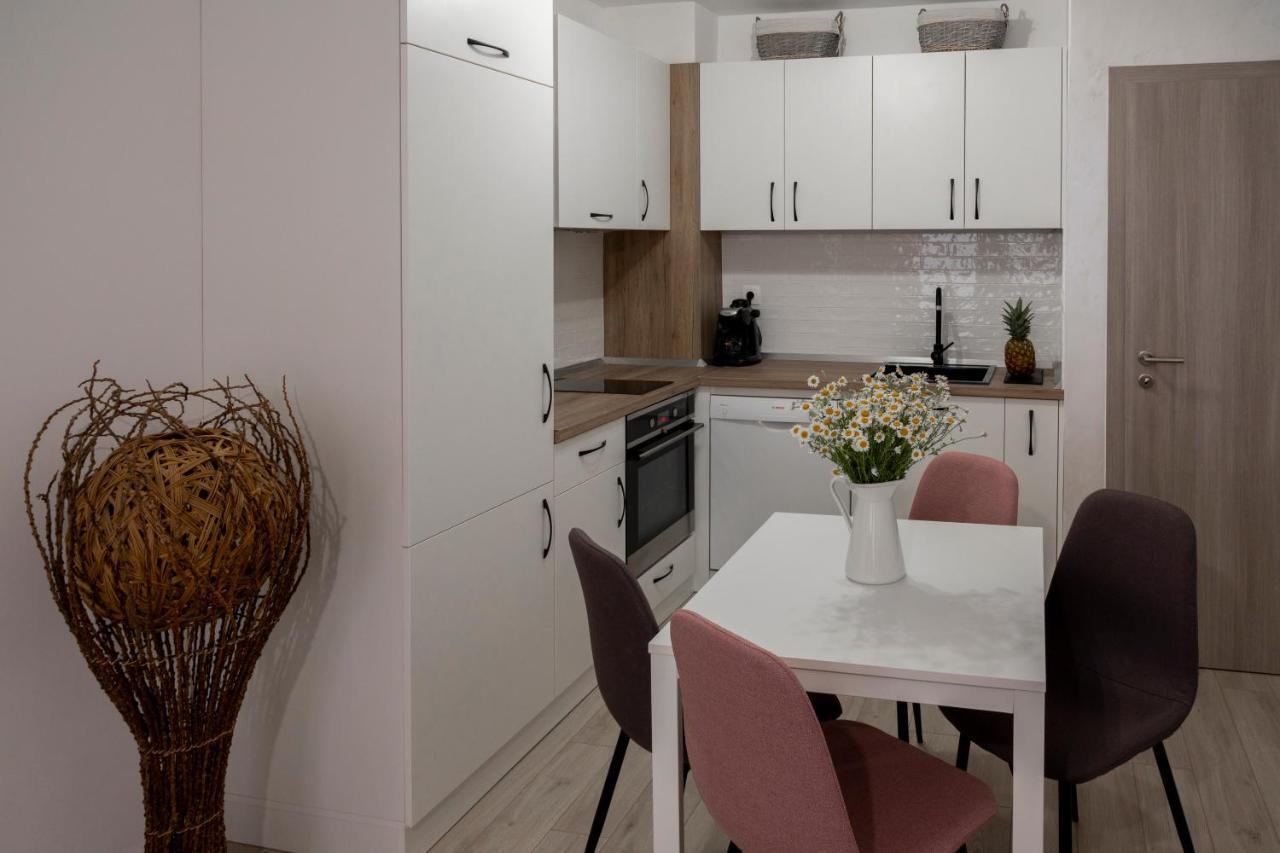 Sos Comfort Burgas City Eksteriør billede